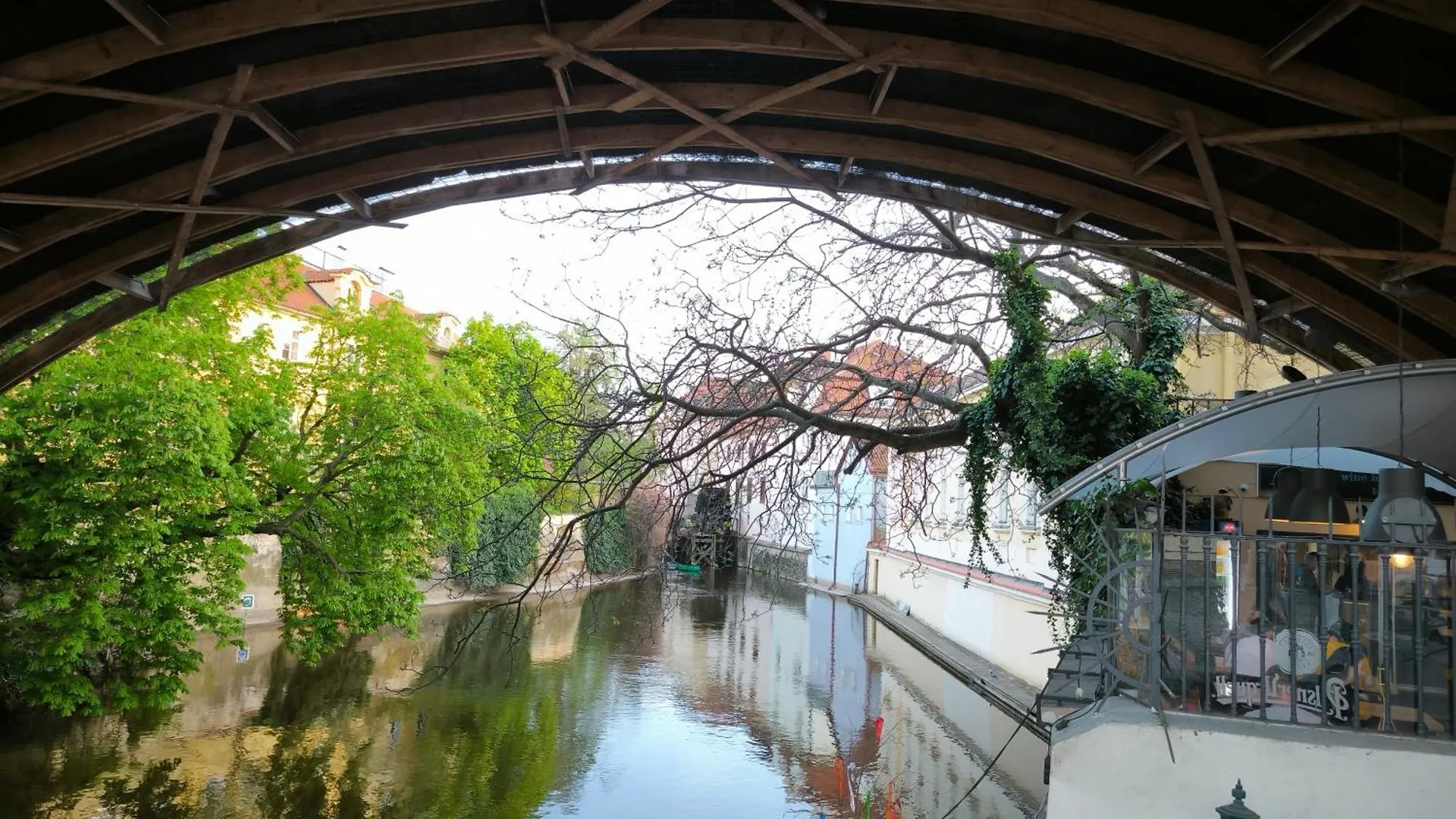 Apartamento Valentinka Minutes Away From Charles Bridge Praga